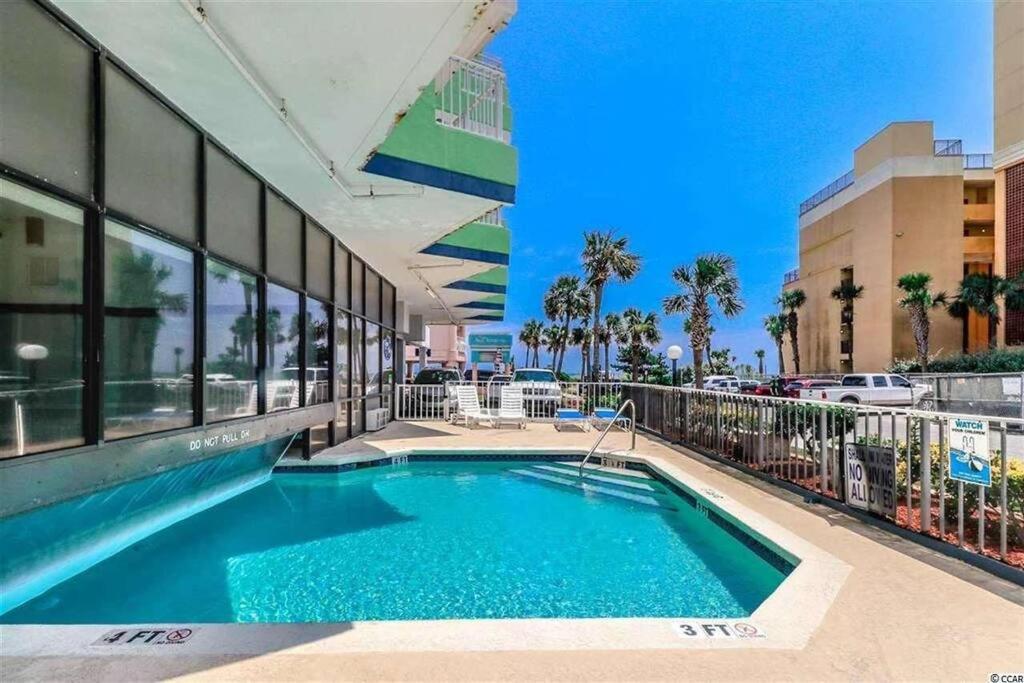 *comfy Condo*pools*hot Tubs*more*b49 * Myrtle Beach