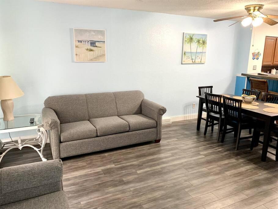 *renovated Townhouse*king Master*pool*steps To Sand*pt3 Apartment *