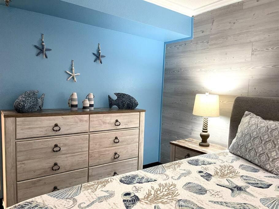 Apartment *beachy Ocean View Studio* King Bed*great Pools, Hot Tubs*s43