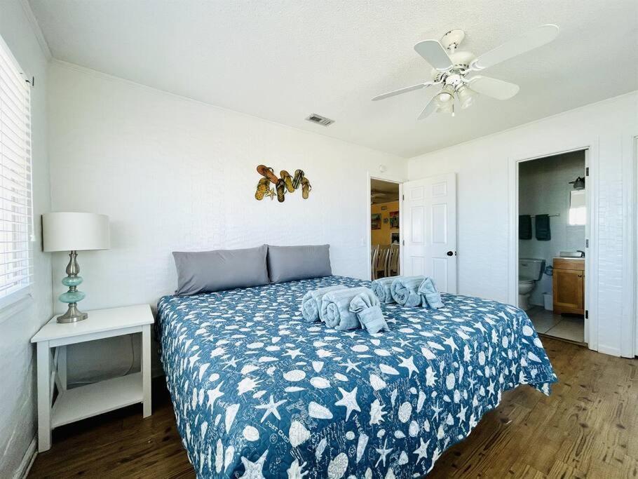 *oceanfront House On The Sand*6 Kings*12br, 12ba*private Hot Tub*sleep 36*pgp Apartment