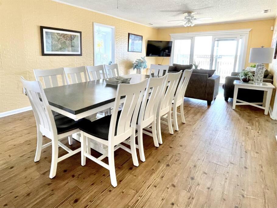 *oceanfront House On The Sand*6 Kings*12br, 12ba*private Hot Tub*sleep 36*pgp * Myrtle Beach