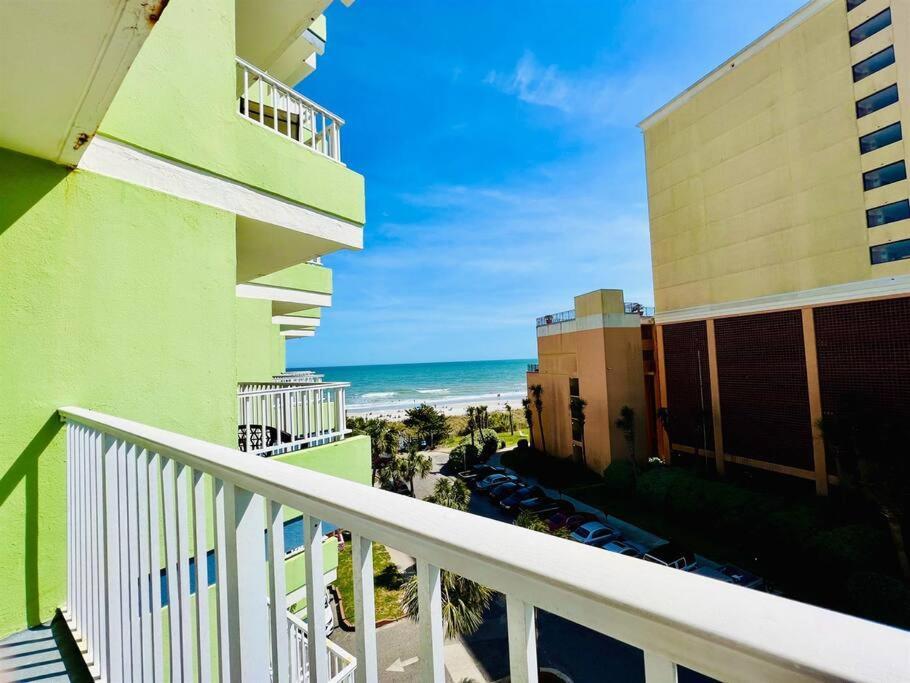 *comfy Condo*pools*hot Tubs*more*b49 * Myrtle Beach