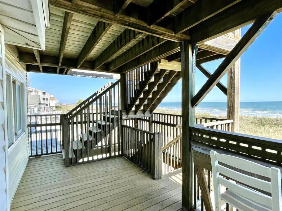 Apartment *oceanfront House On The Sand*6 Kings*12br, 12ba*private Hot Tub*sleep 36*pgp Myrtle Beach