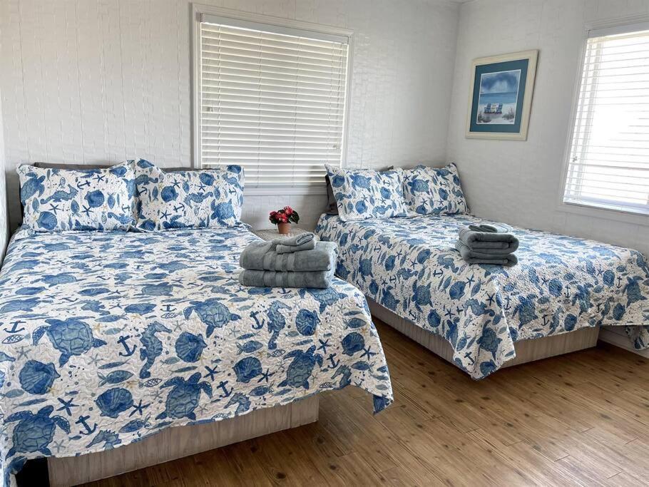 *oceanfront House On The Sand*6 Kings*12br, 12ba*private Hot Tub*sleep 36*pgp Myrtle Beach