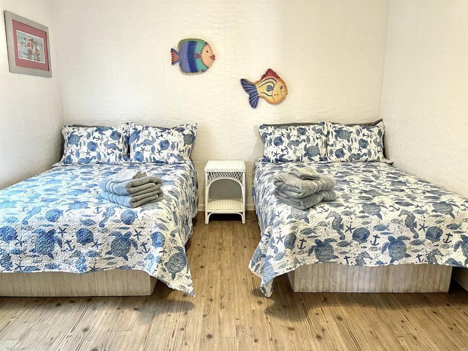 *oceanfront House On The Sand*6 Kings*12br, 12ba*private Hot Tub*sleep 36*pgp *