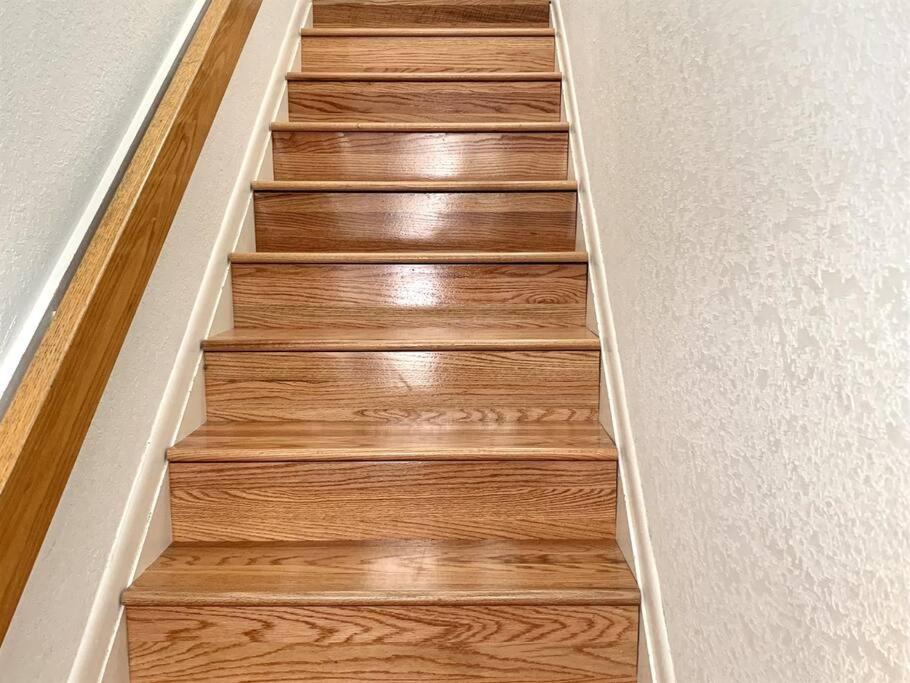 *renovated Townhouse*king Master*pool*steps To Sand*pt3 Apartment *