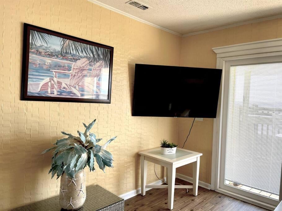 *oceanfront House On The Sand*6 Kings*12br, 12ba*private Hot Tub*sleep 36*pgp Myrtle Beach