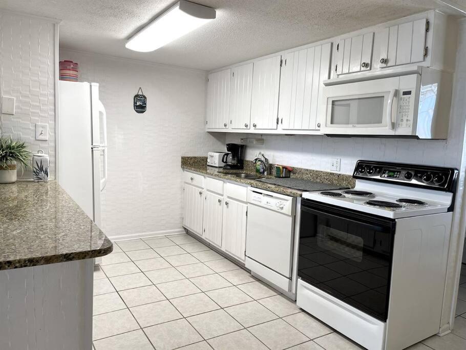 *oceanfront House On The Sand*6 Kings*12br, 12ba*private Hot Tub*sleep 36*pgp