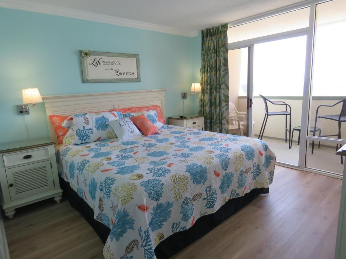 Holiday home 2 Story Direct Oceanfront Penthouse- Sandy 1116- Sleeps 6! Myrtle Beach