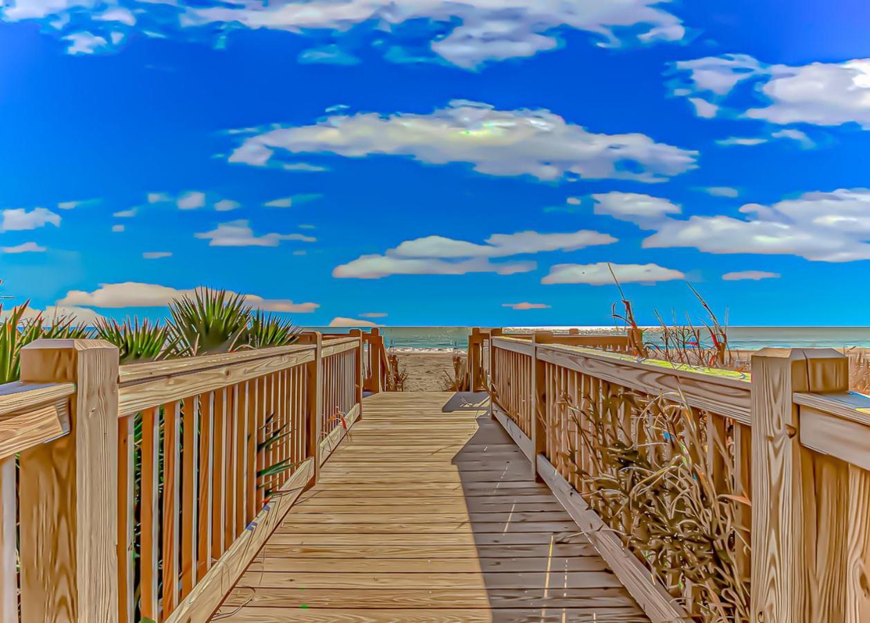Holiday home Direct Ocean Front King Suite! Sea Mist 20102 - Perfect For 2-4 Guests! Myrtle Beach