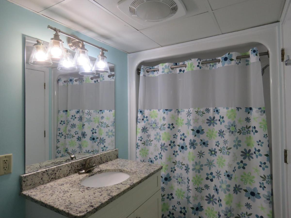 2 Story Direct Oceanfront Penthouse- Sandy 1116- Sleeps 6! * Myrtle Beach