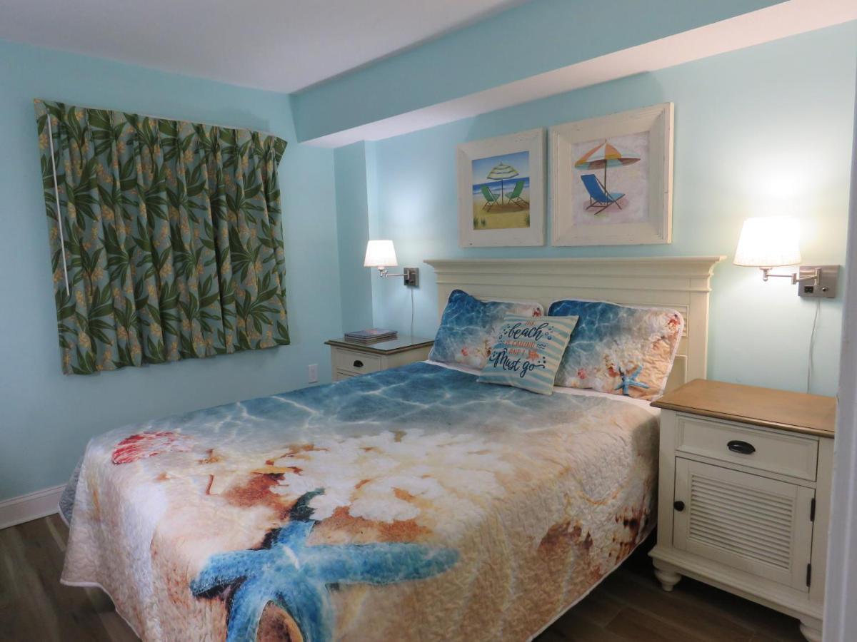 2 Story Direct Oceanfront Penthouse- Sandy 1116- Sleeps 6!