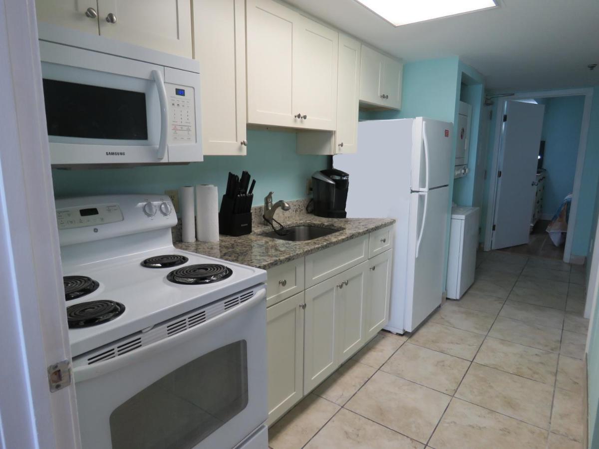 2 Story Direct Oceanfront Penthouse- Sandy 1116- Sleeps 6!