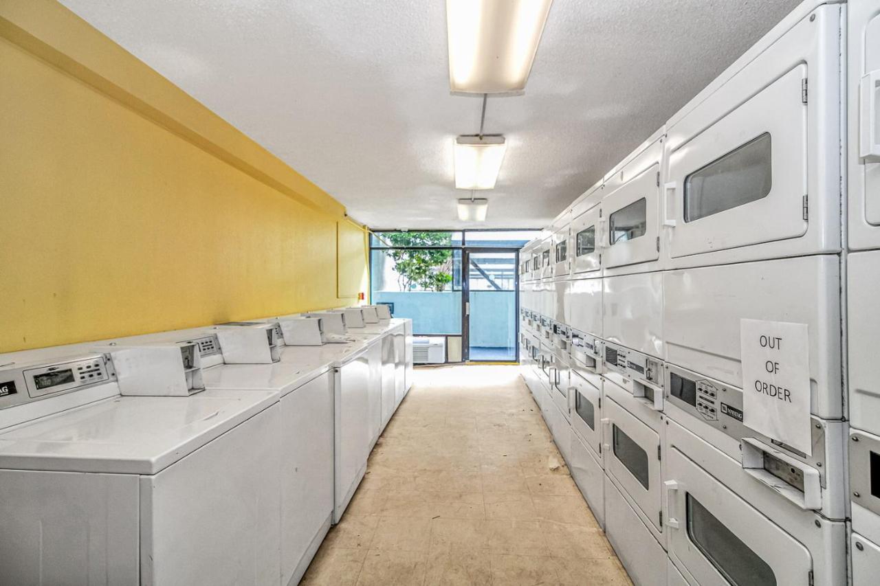 Holiday home Landmark 1420 - Updated King Suite! Perfect For 2-4 People!
