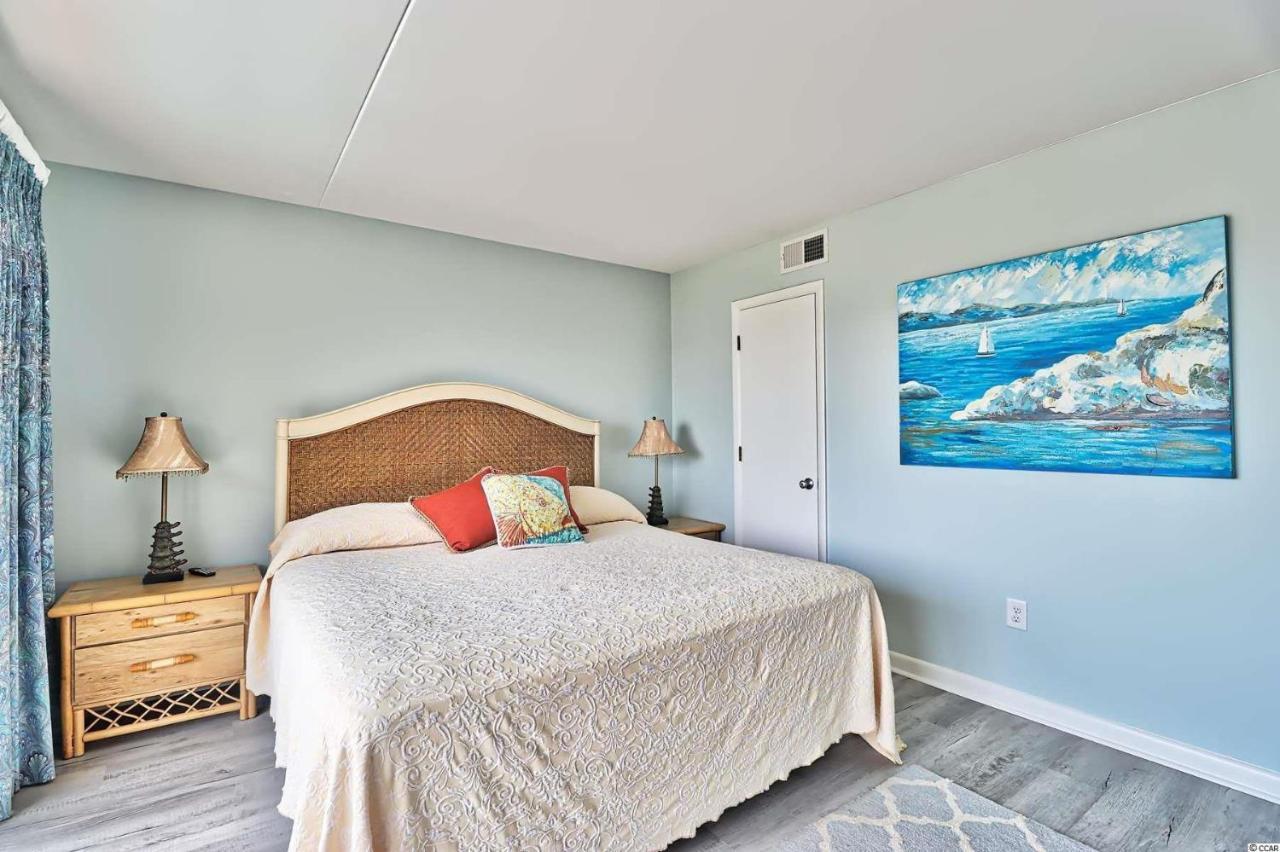 Holiday home One Unit 302 - 3rd Floor Oceanfront - Sleeps 6! 2 Bed, 2 Bath