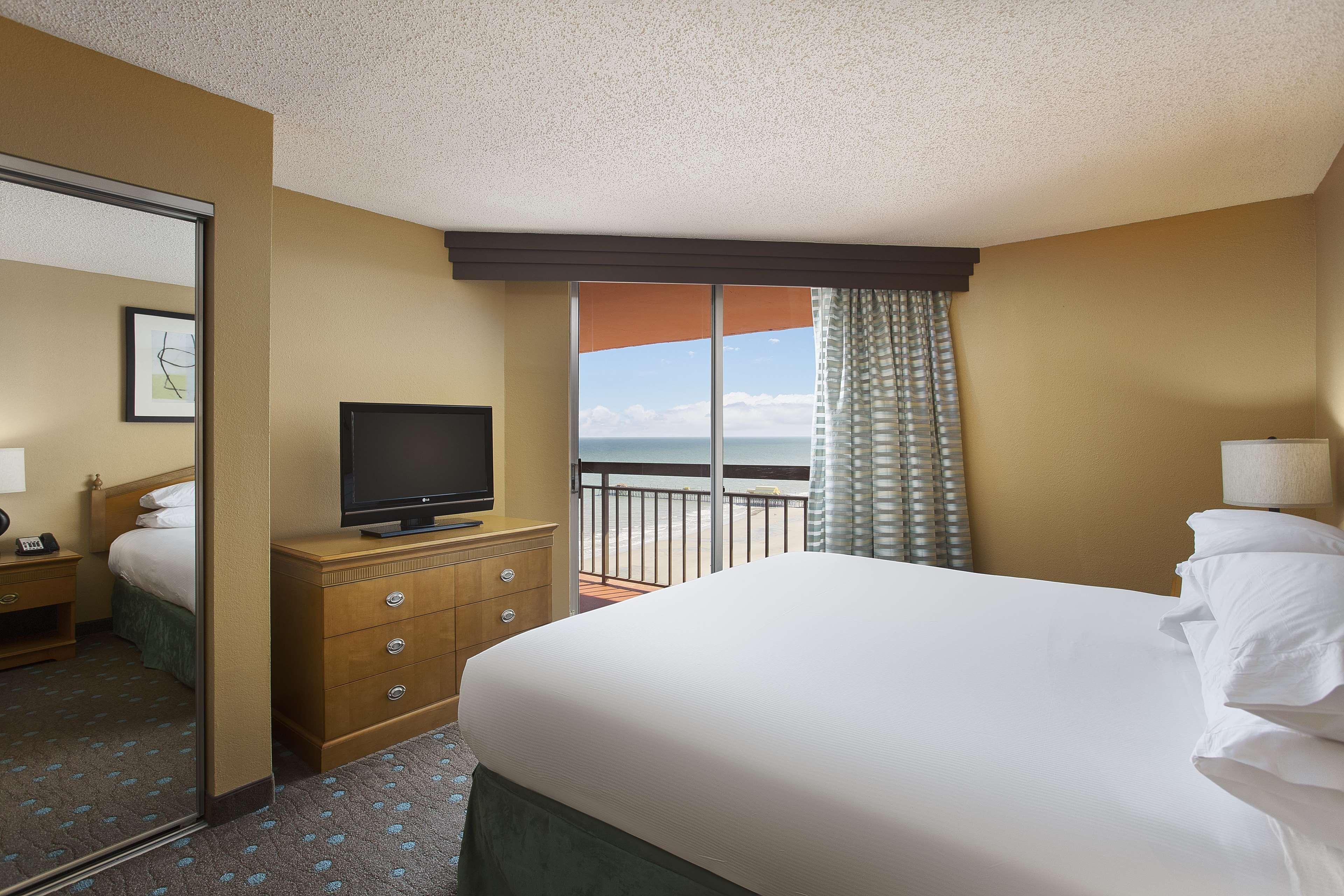 Resort Embassy By Hilton Myrtle Oceanfront 4*