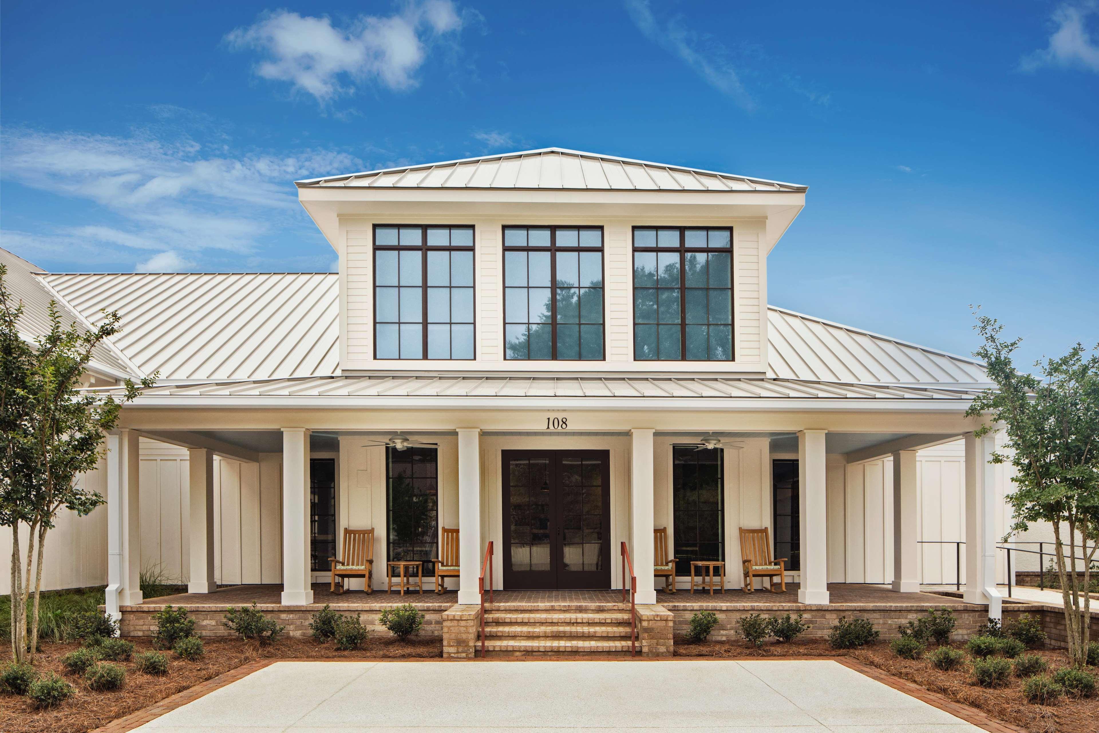 Embassy By Hilton Myrtle Oceanfront 4*