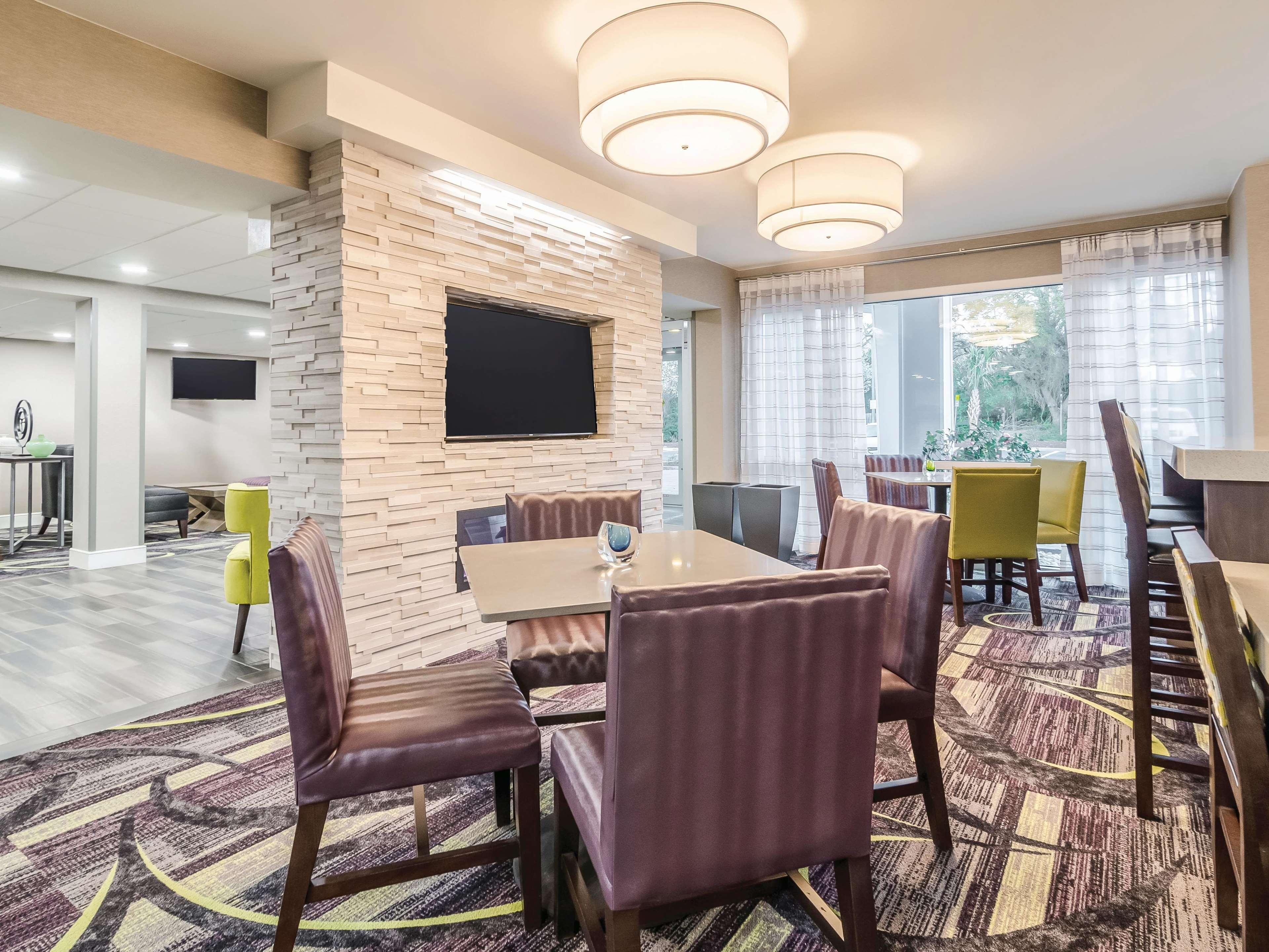 Hotel La Quinta By Wyndham Myrtle - N. Kings Hwy 3*