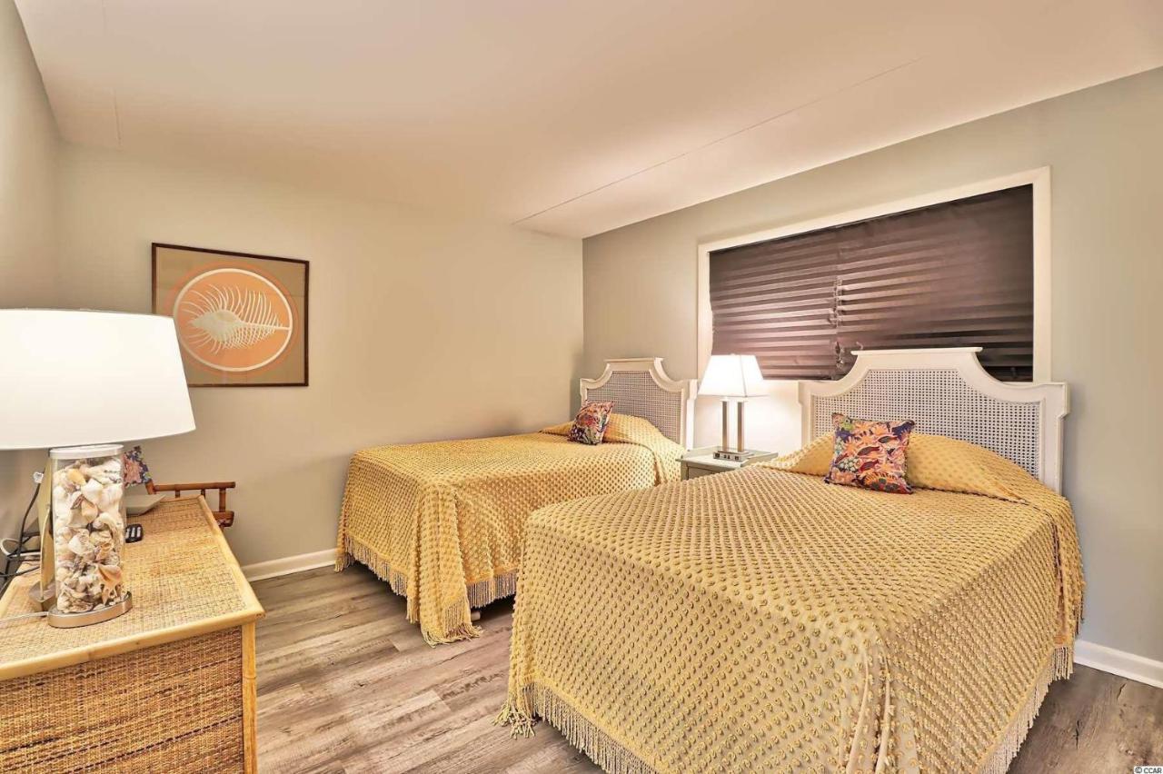 Holiday home One Unit 302 - 3rd Floor Oceanfront - Sleeps 6! 2 Bed, 2 Bath