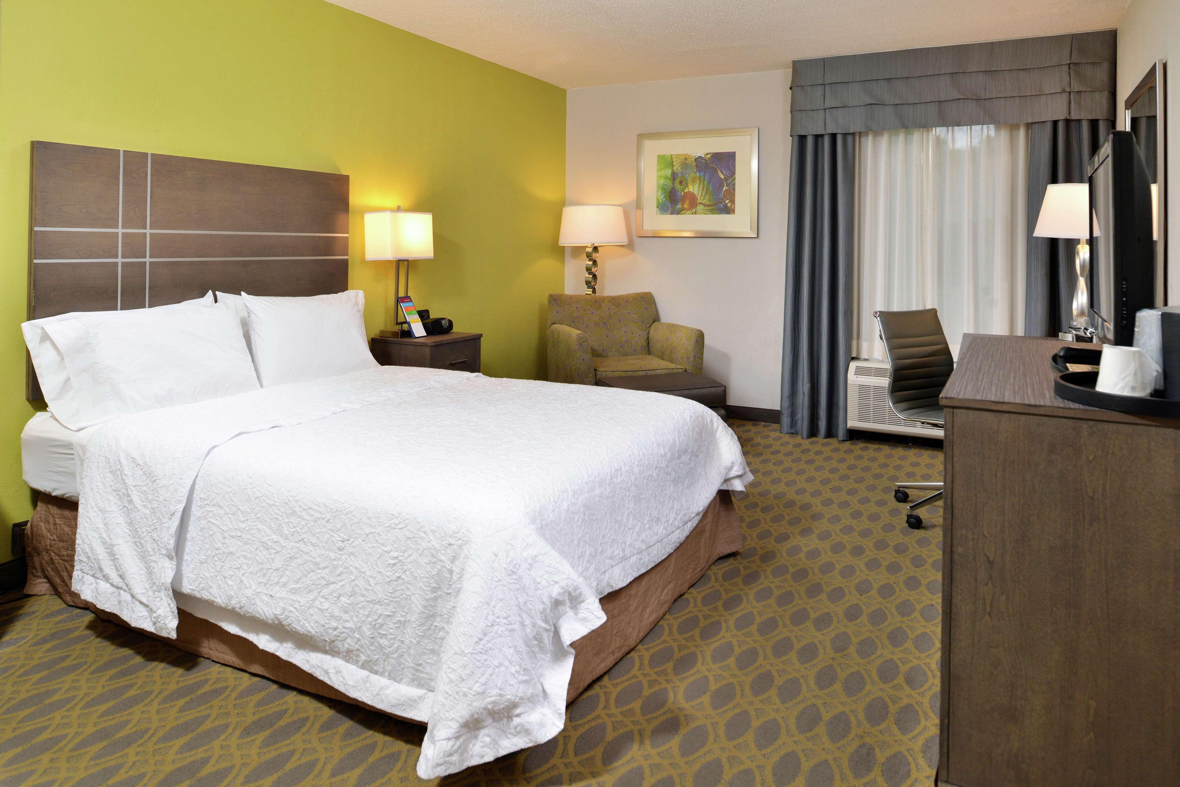 Hampton Northwood Hotel