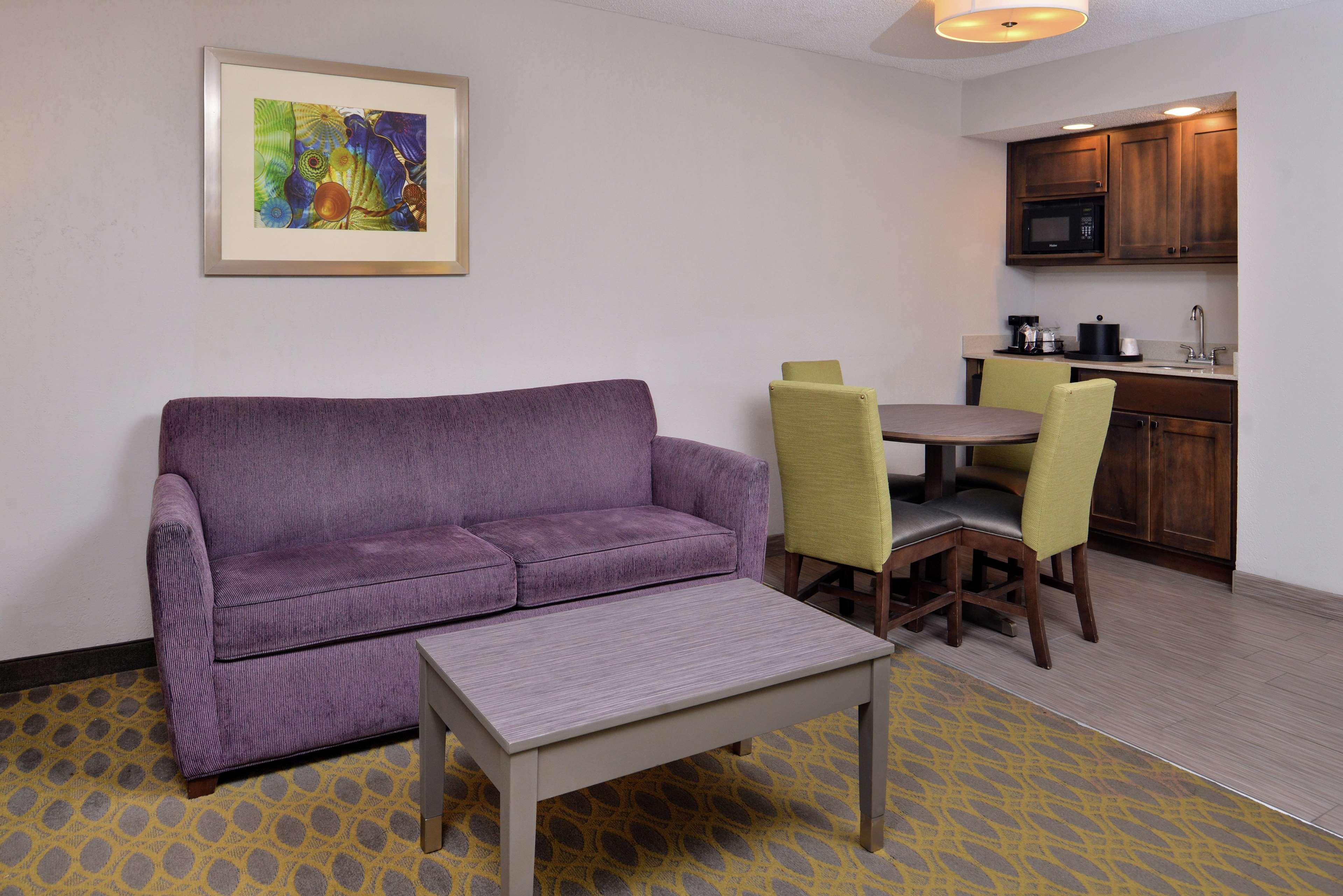 Hampton Northwood Hotel 3*