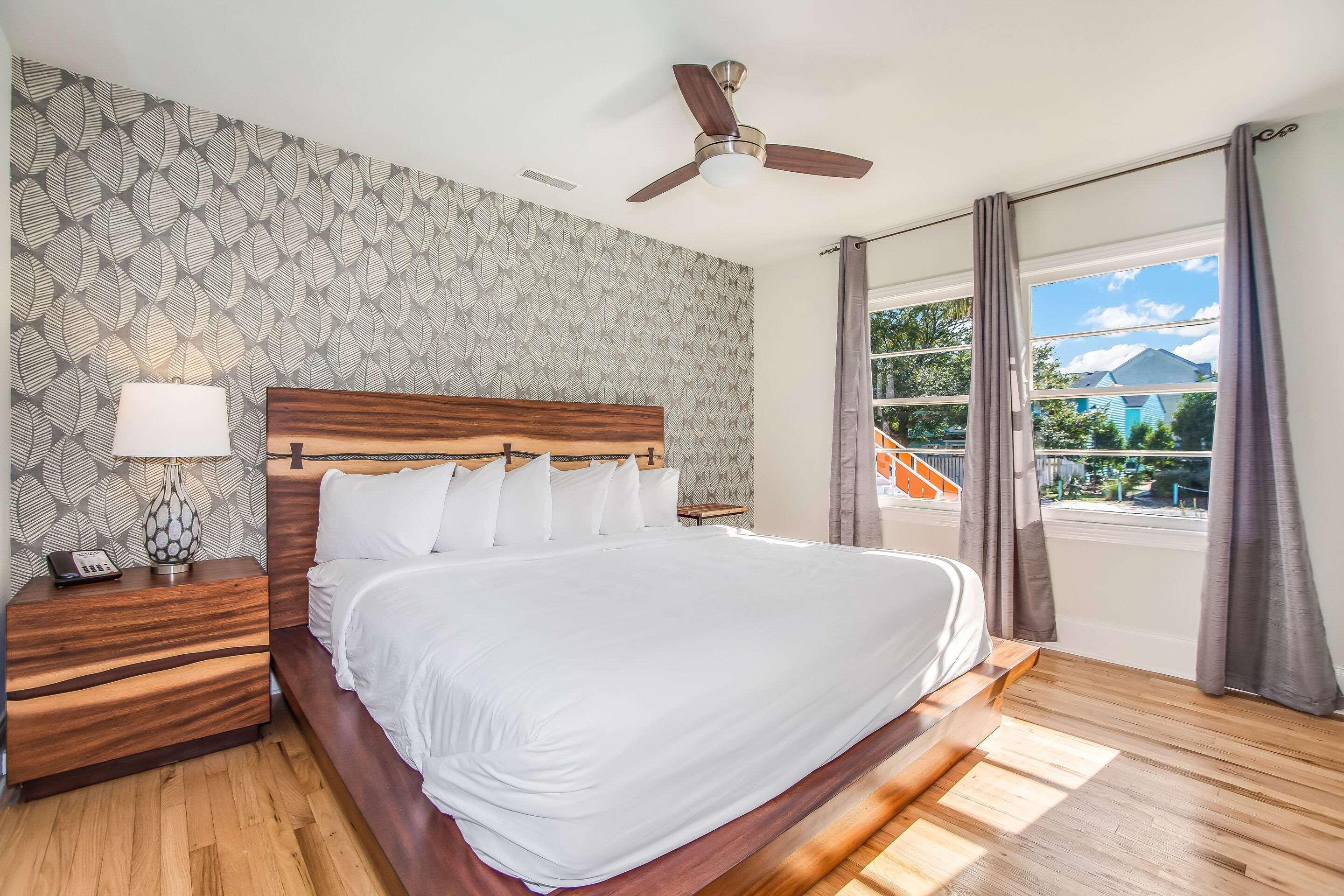 Hotel Shores 2*