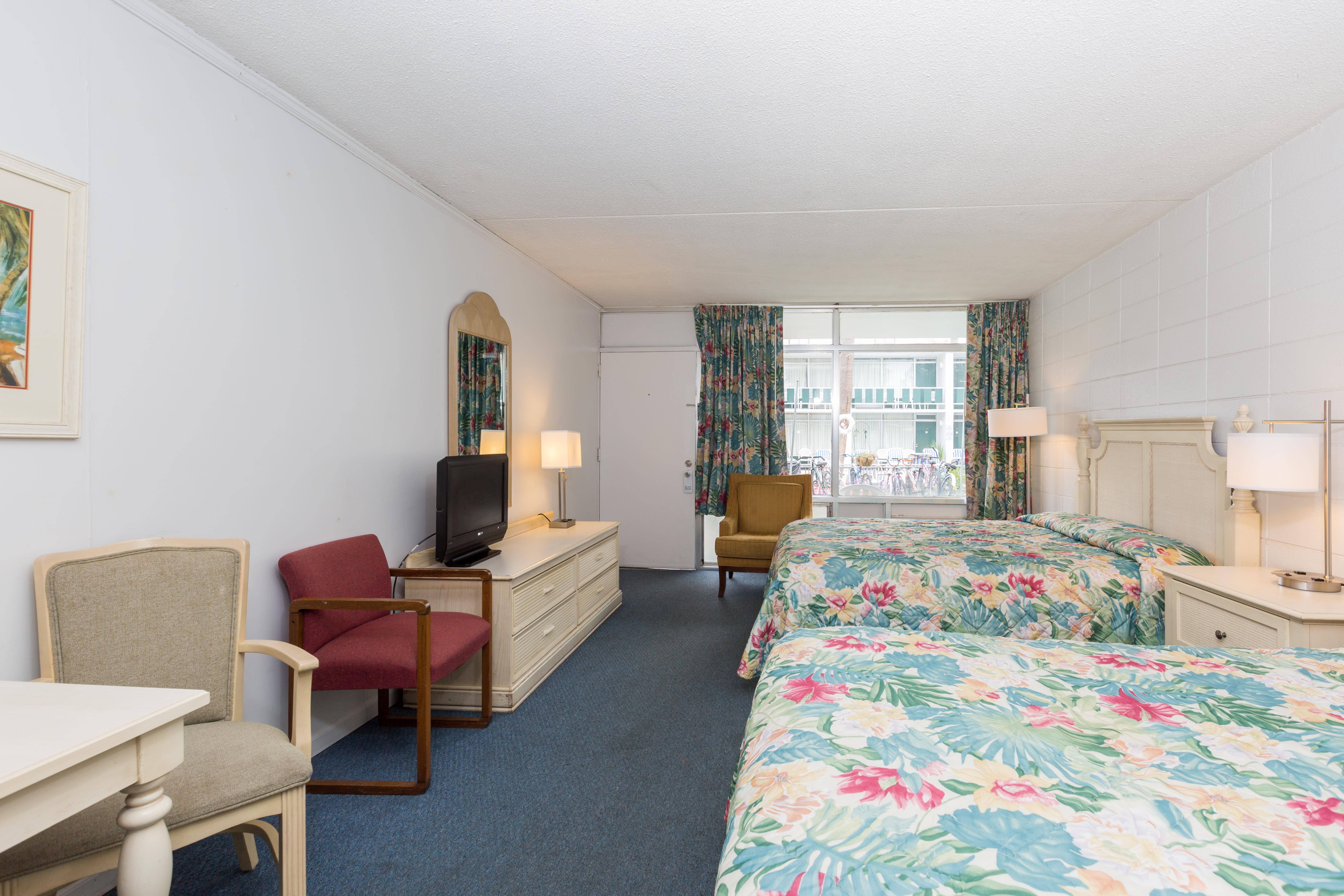 Hotel Shores 2*
