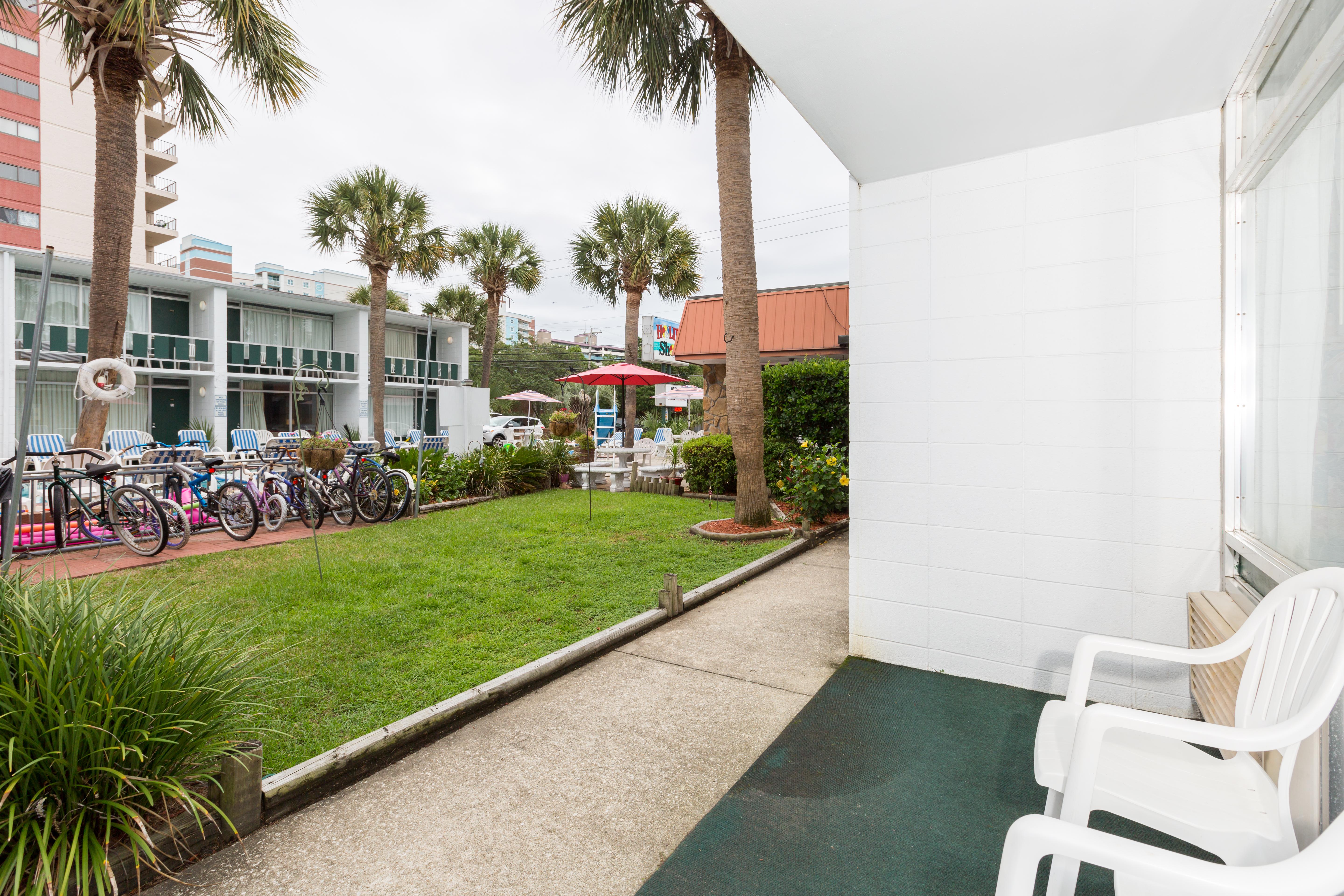 Hotel Shores 2*