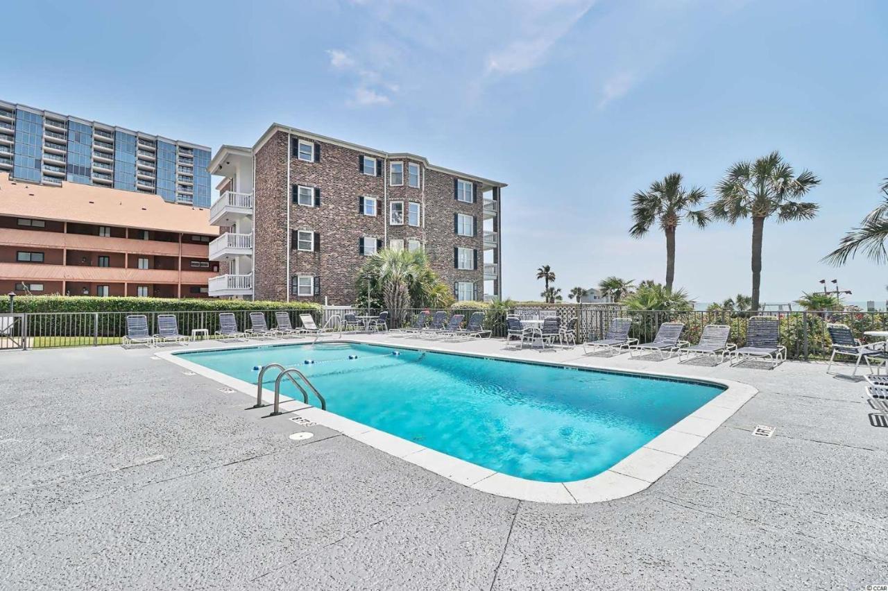 One Unit 302 - 3rd Floor Oceanfront - Sleeps 6! 2 Bed, 2 Bath *