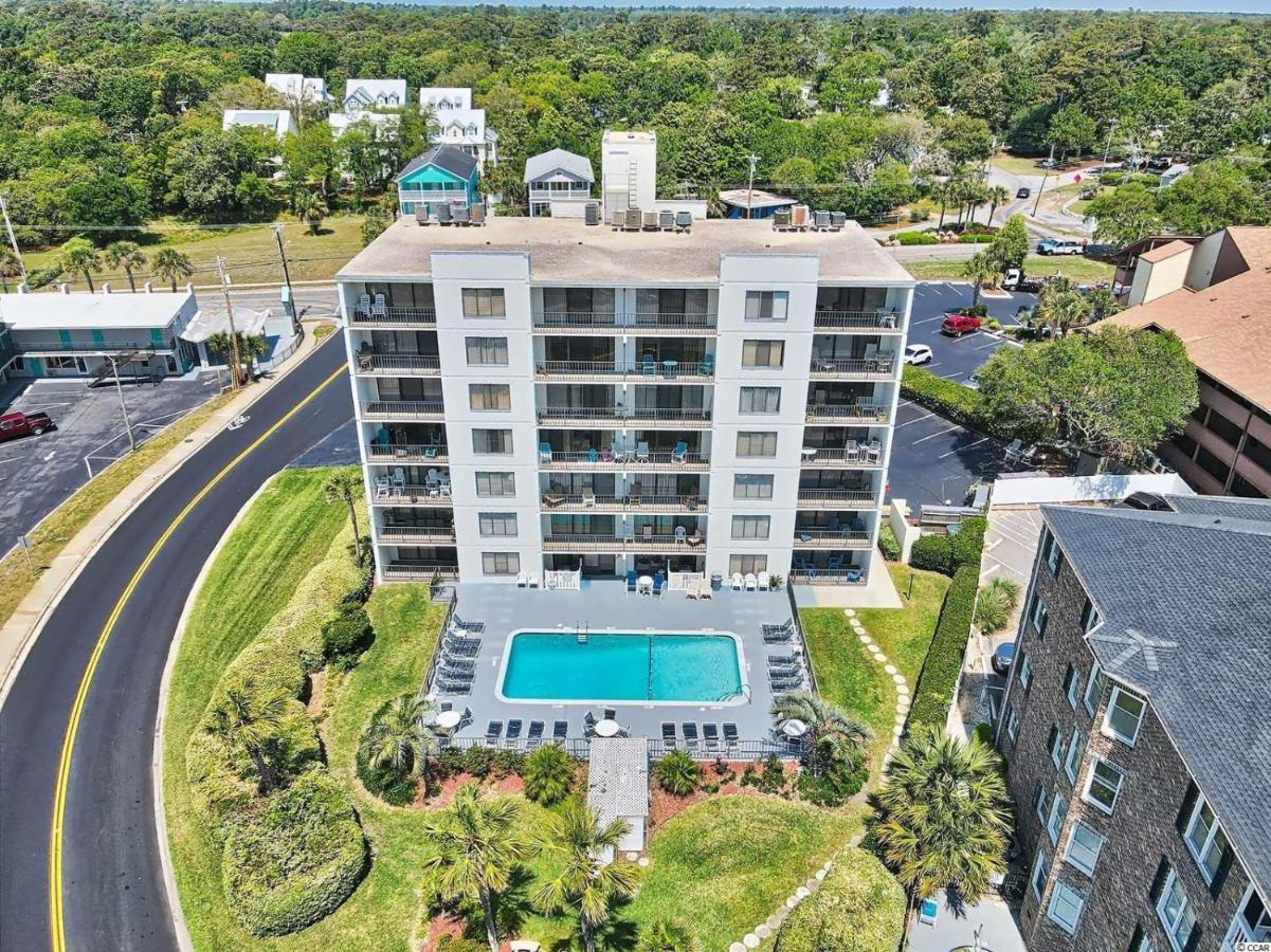 One Unit 302 - 3rd Floor Oceanfront - Sleeps 6! 2 Bed, 2 Bath Holiday home Myrtle Beach