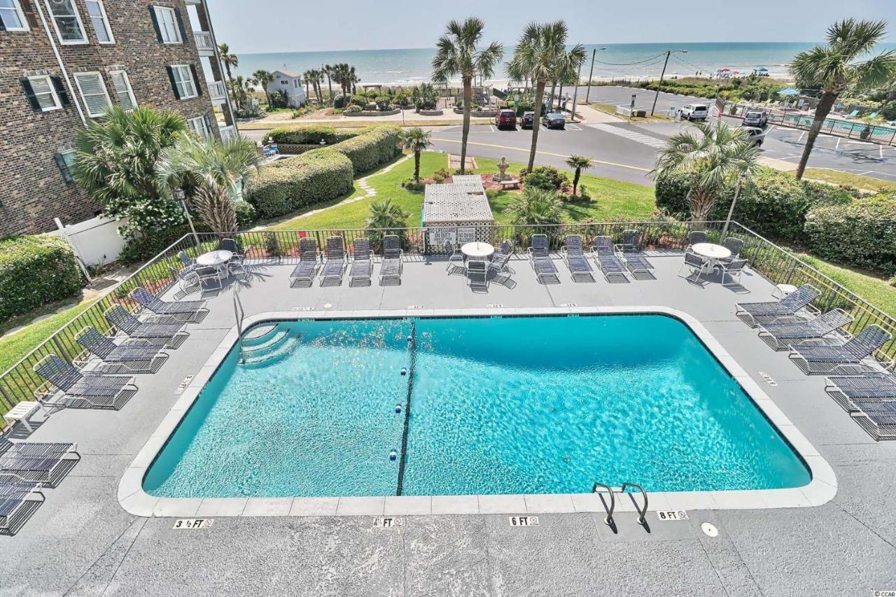 One Unit 302 - 3rd Floor Oceanfront - Sleeps 6! 2 Bed, 2 Bath Holiday home