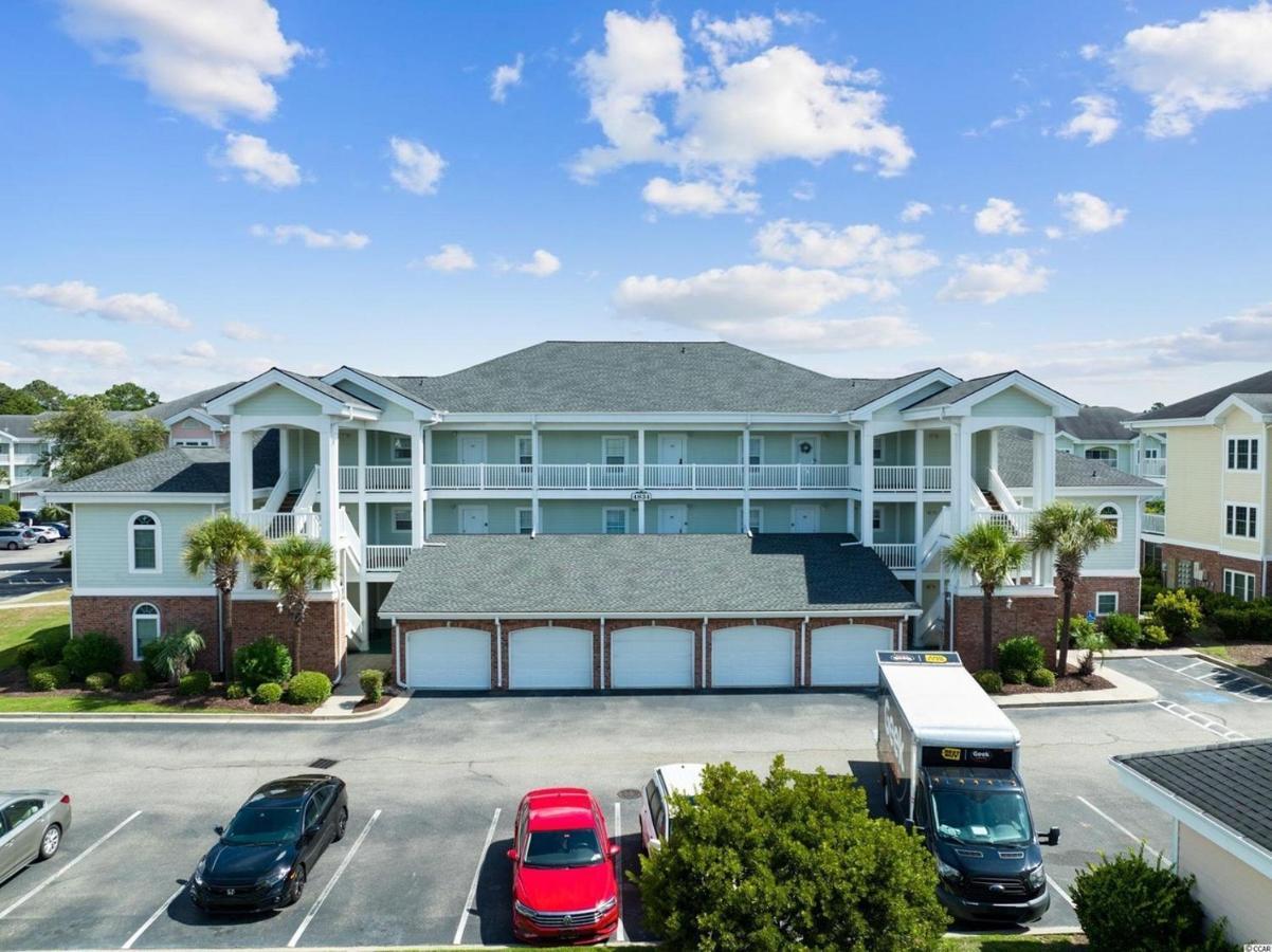 Apartment Stunning On Golf Course Near Broadway At The Beach *