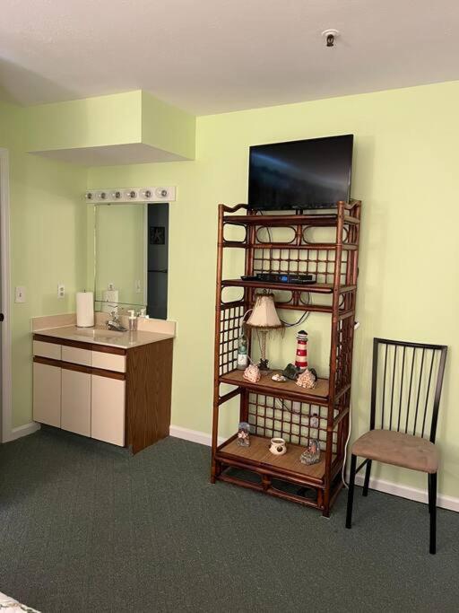 Lovely 2-bedroom With Pool * Myrtle Beach