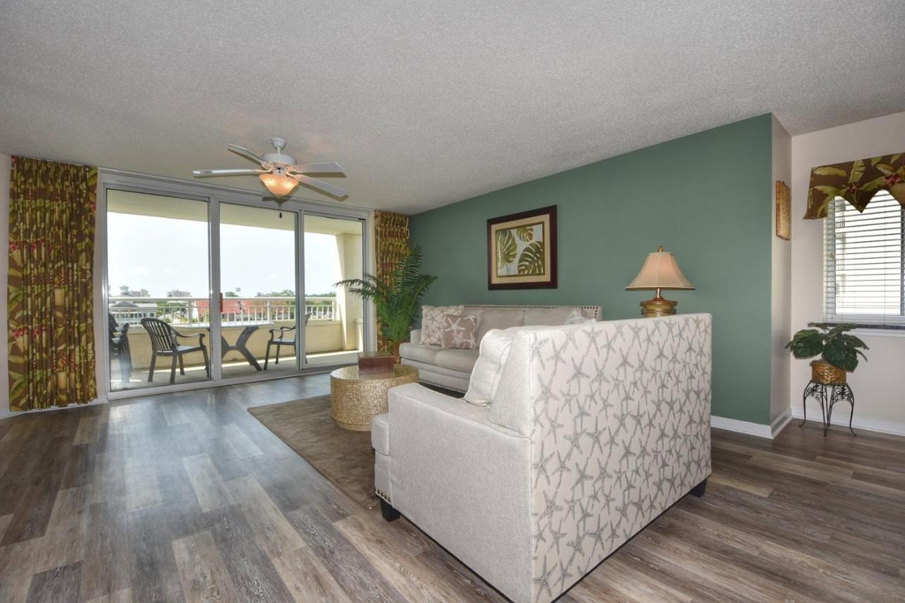 3405 Yacht Club Apartment *
