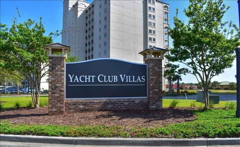 Apartment 3405 Yacht Club *