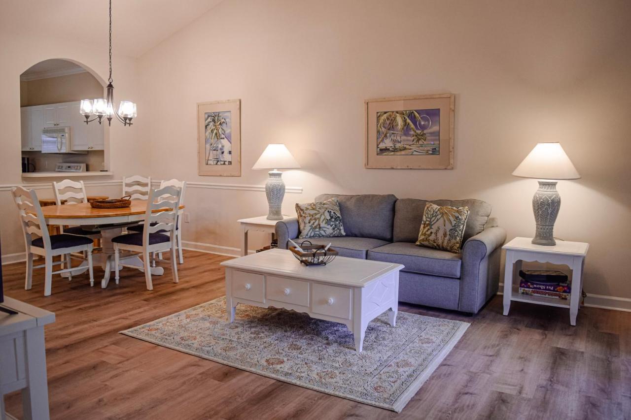 Barefoot 2-bedroom With A Pool Myrtle Beach