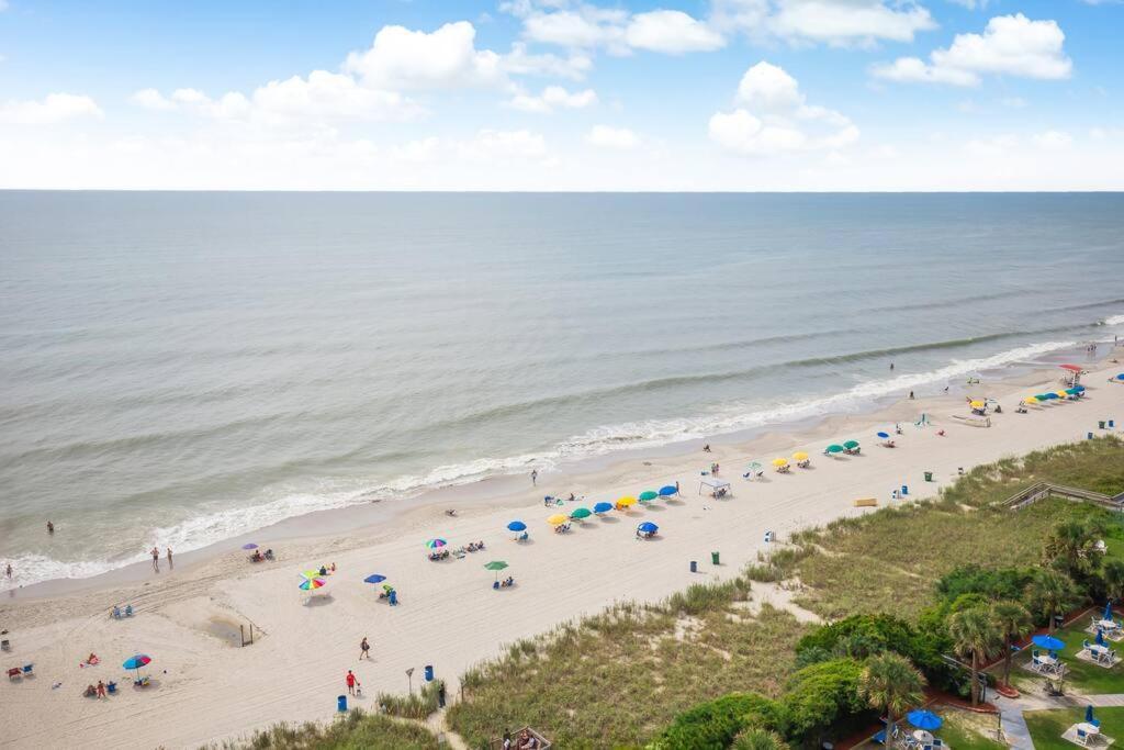 Oceanfront 3br/2ba, Ocean Reef, Waterpark Holiday home *