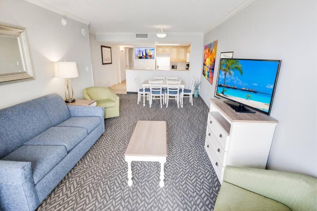Oceanfront 3br/2ba, Ocean Reef, Waterpark * Myrtle Beach