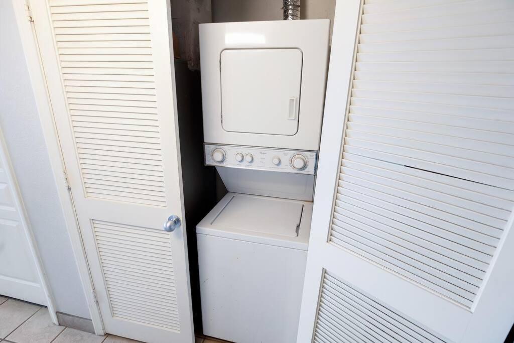 Holiday home Oceanfront 3br/2ba, Ocean Reef, Waterpark