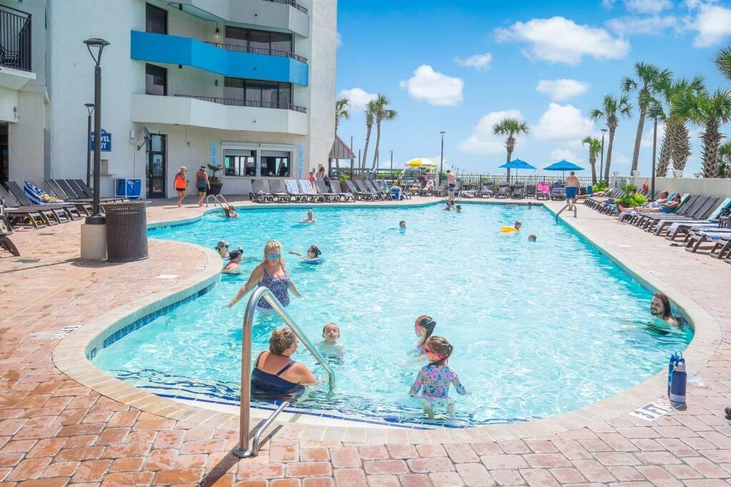 Oceanfront 3br/2ba, Ocean Reef, Waterpark *