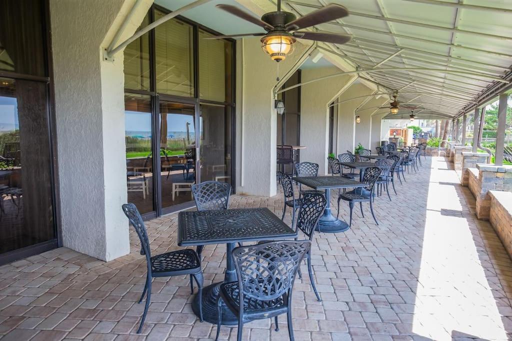 Holiday home Oceanfront 3br/2ba, Ocean Reef, Waterpark