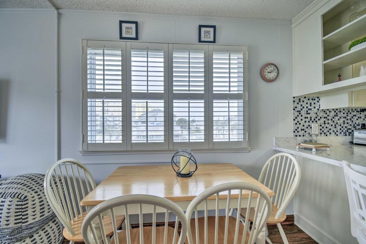 North Myrtle With Private Balcony! *