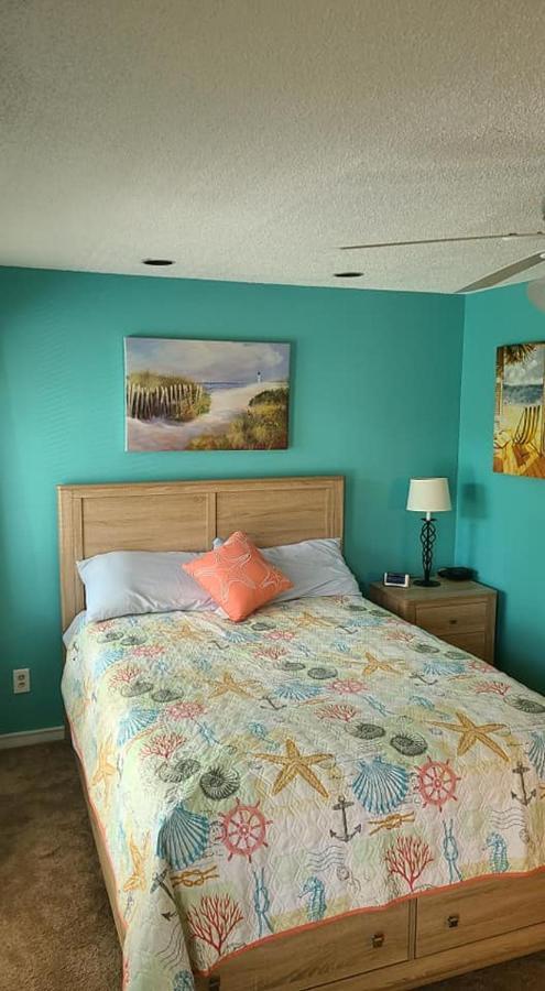 Spencer's Myrtle At Arcadian Dunes