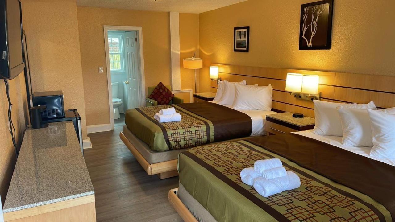 Sunburst Hotel