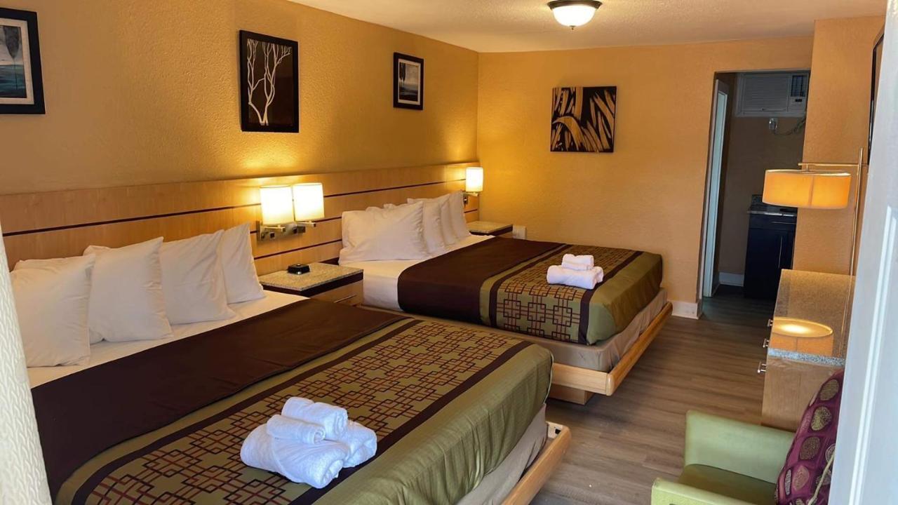 Hotel Sunburst