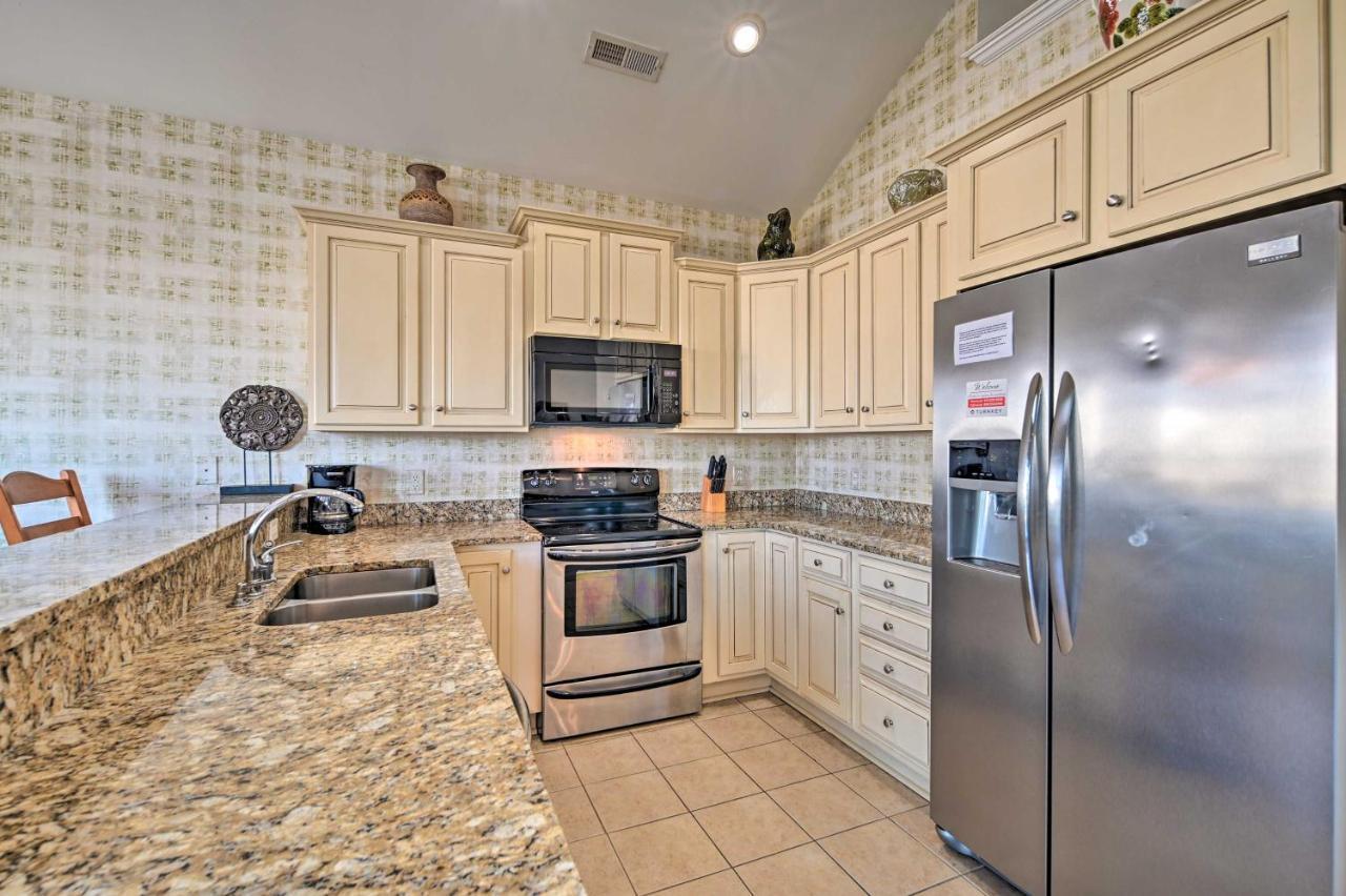 Spacious Family Retreat With Amenities! *