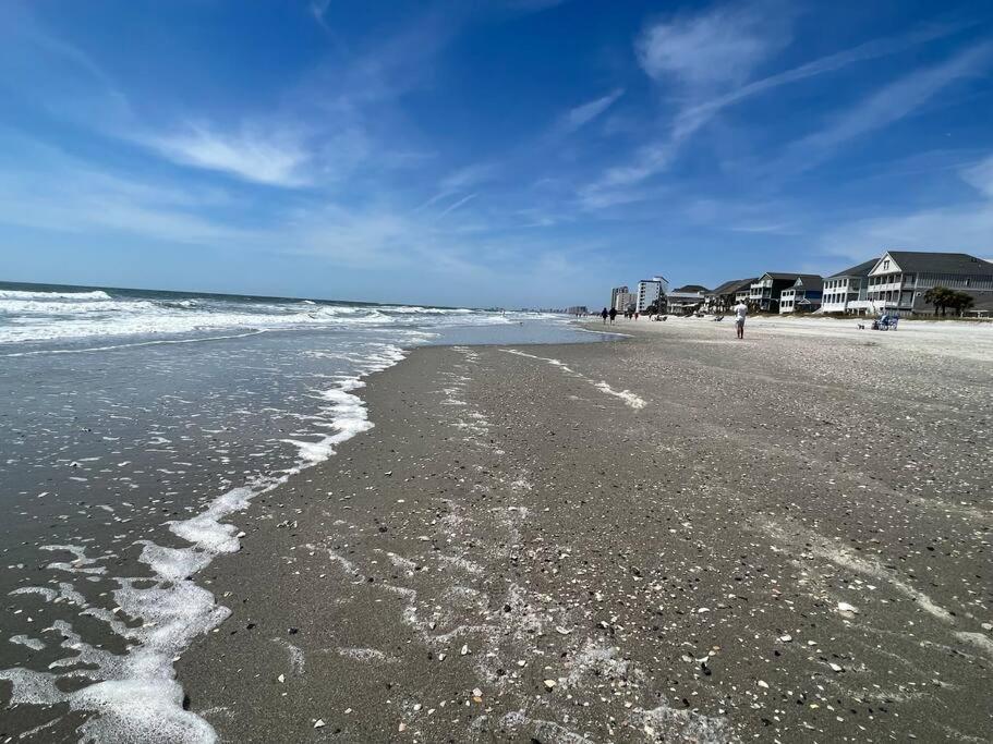 Walk To The Beach-sleeps 10 And Golfcart *