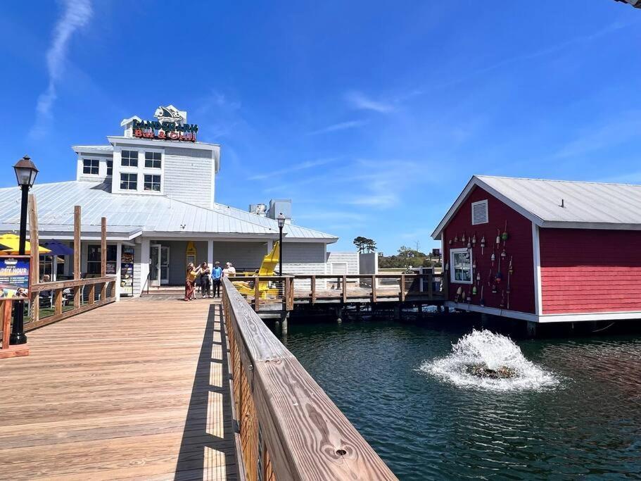 Holiday home Walk To The Beach-sleeps 10 And Golfcart