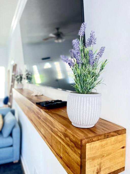 Holiday home Walk To The Beach-sleeps 10 And Golfcart