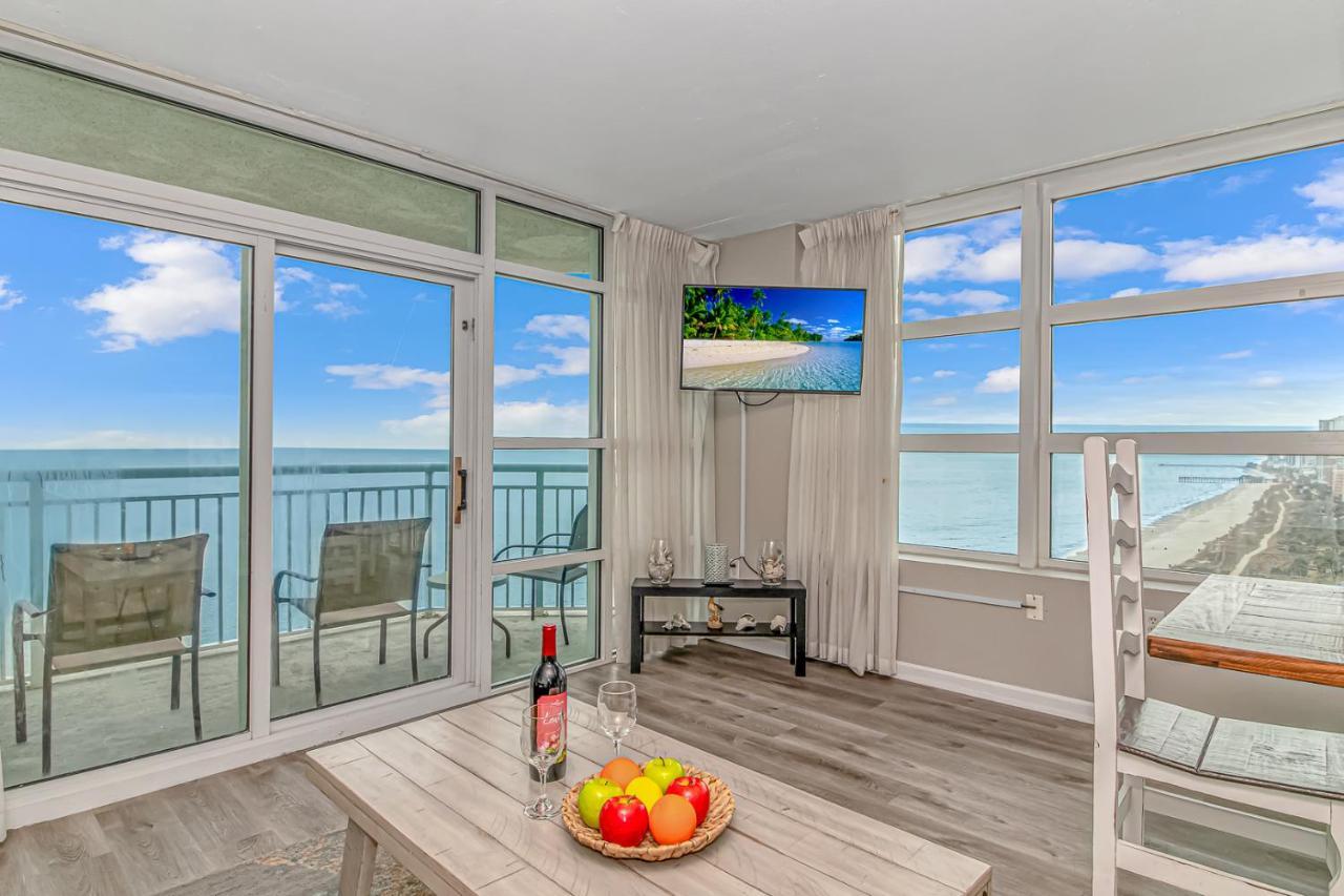 Stunning Oceanfront 2 Bedroom, 2 Bath - Carolinian 1633 Holiday home Myrtle Beach